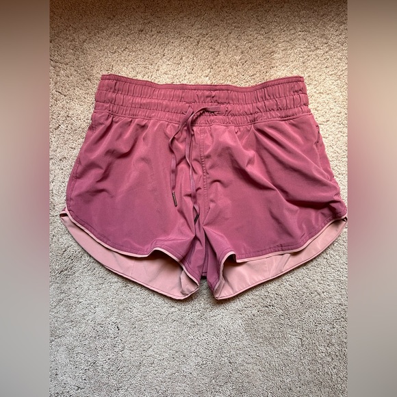 Lululemon Choose A Side Short *3" - Picture 4 of 10